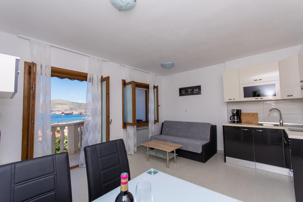 Bisera Trogir