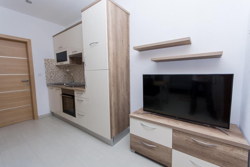 Apartment Bisera *