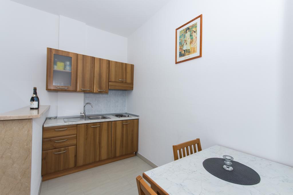 Bisera Apartment *