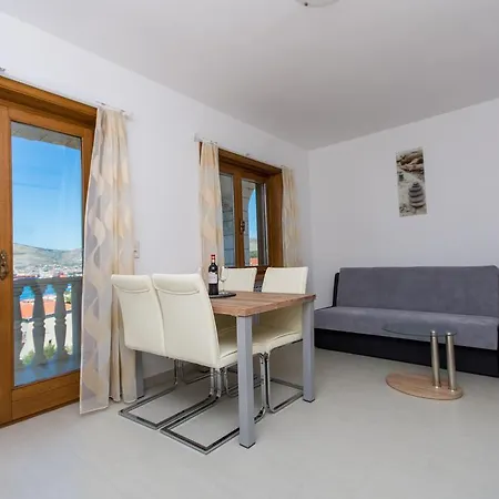 Apartments Bisera Trogir Exterior foto