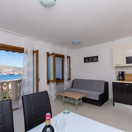 Apartments Bisera Trogir Exterior foto